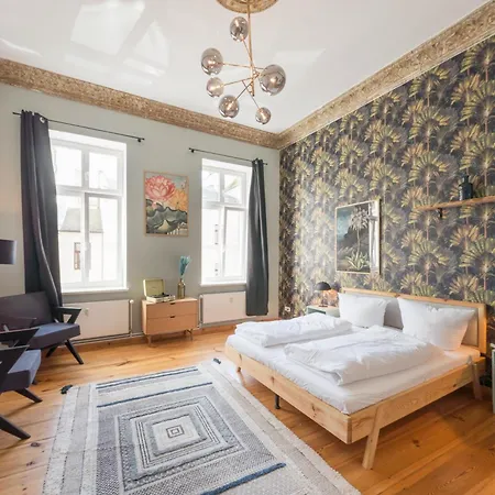 Design - Sanssouci, 10 Geschwister-scholl-strasse Apartman