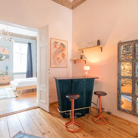 Design - Sanssouci, 10 Geschwister-scholl-strasse