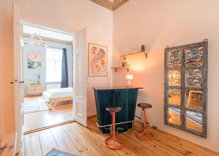 Design - Sanssouci, 10 Geschwister-scholl-strasse