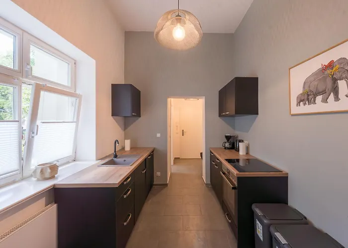 Design - Sanssouci, 10 Geschwister-scholl-strasse شقة