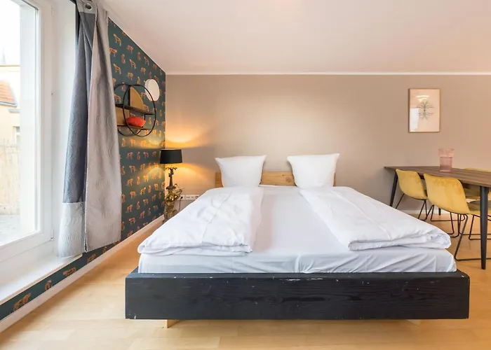 Design - Sanssouci, 10 Geschwister-scholl-strasse アパート