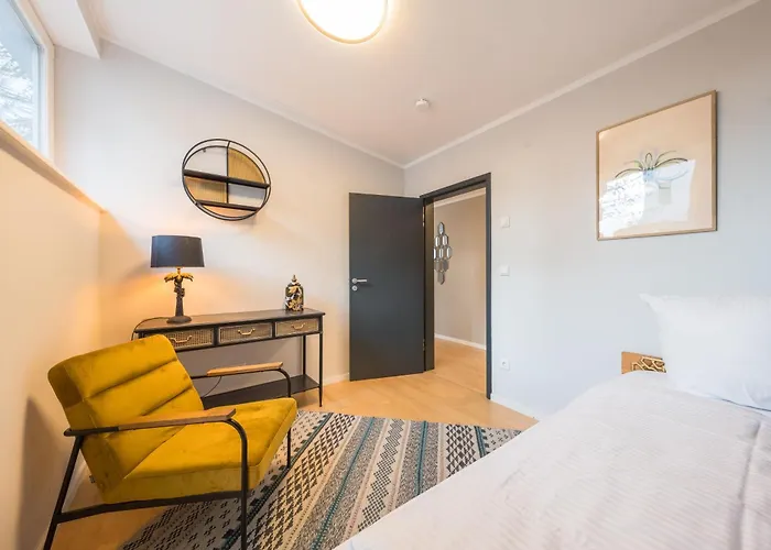 Design - Sanssouci, 10 Geschwister-scholl-strasse アパート *