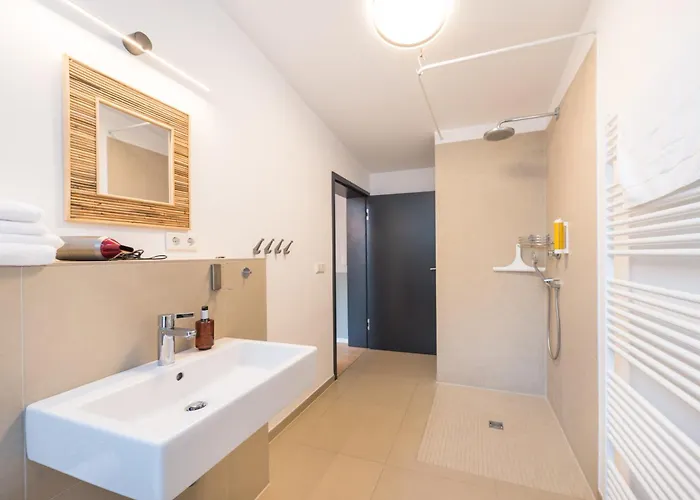 Design - Sanssouci, 10 Geschwister-scholl-strasse بوتسدام